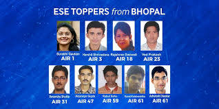 GEM Director and toppers photo 1